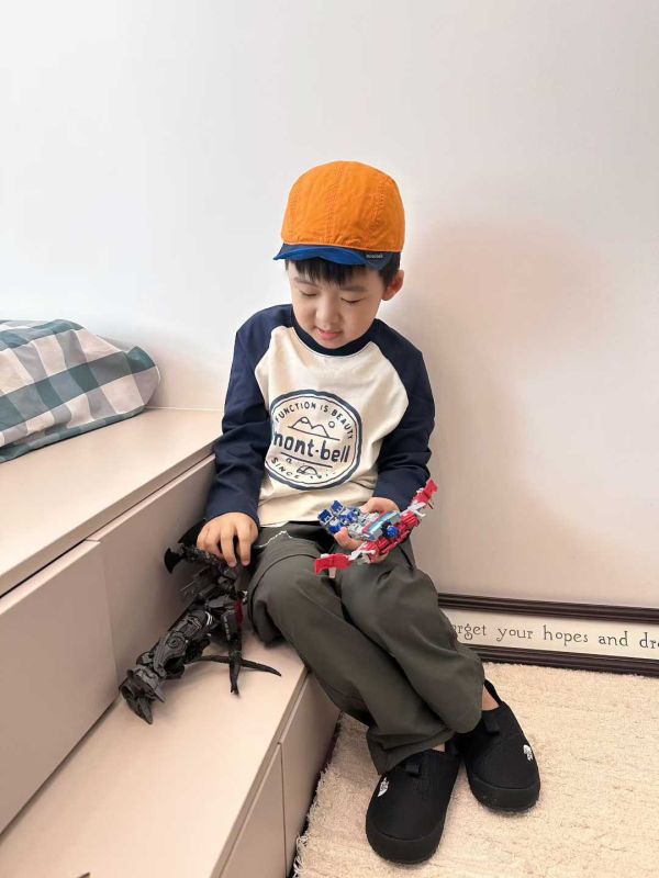 05111303┃秋冬〃撞色山系印花T┃90-150/M-L 兒童上衣, 童裝長袖, 拼色上衣, montbell 風, 戶外風童裝, 休閒童T, 90-150, 男童上衣, 女童上衣, 字母印花T, 秋冬童裝, 韓版童裝, Raglan袖, 棒球袖上衣