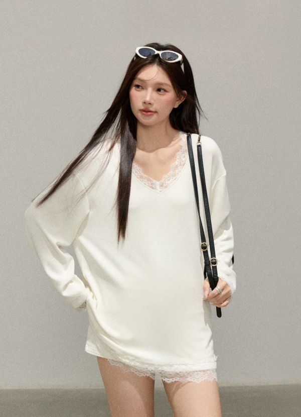 05112803｜秋冬〃5212V領蕾絲下擺内刷毛暖暖上衣｜F 蕾絲上衣、內刷毛、加厚保暖、女裝長袖、秋冬打底、圓領上衣