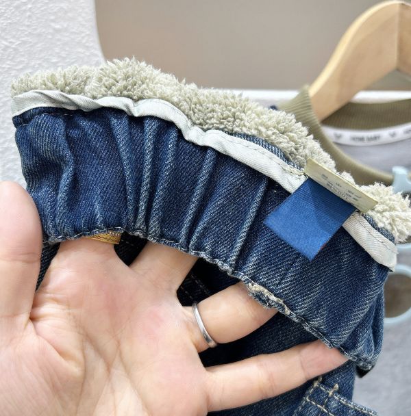 05111902｜KACA家冬〃11301兩色白標加絨牛仔褲 兒童牛仔褲
加絨牛仔褲
兒童加厚褲
羊羔絨褲
兒童保暖長褲
加絨保暖褲
男童牛仔褲
女童牛仔褲
厚款牛仔褲
內刷毛牛仔褲
冬季褲子
兒童寬鬆褲
加厚羊羔絨
暖褲 兒童
小孩牛仔褲
不挑身型褲
100 110 120 130 140 150
兒童秋冬褲
兒童百搭褲