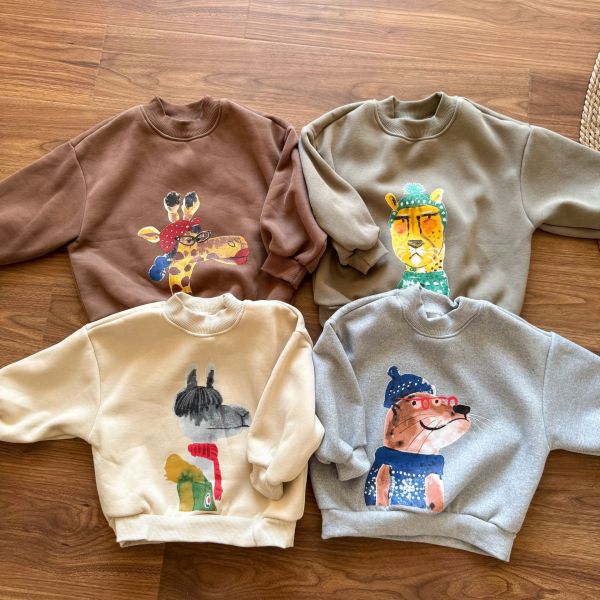 05111602┃兄妹家秋冬〃250603四色卡通動物加絨印花T┃80-150 兒童刷毛大學T

兒童厚刷毛上衣

動物插畫上衣

保暖童裝

兒童圓領長袖

80-150童裝

男童上衣

女童長袖上衣

冬季保暖上衣

厚款大學T

可愛動物童裝