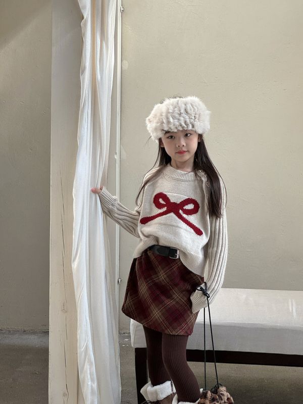 05120208｜小瑜家秋冬〃兩色蝴蝶結針織毛衣｜90-150 童裝針織上衣, 女童毛衣, 蝴蝶結上衣, 緞帶刺繡, 童裝秋冬上衣, 加厚毛衣童款, 氣質童裝, 女童穿搭, 百搭童衣, 90-150童裝