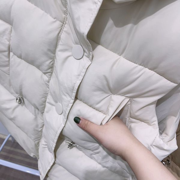 05111401┃秋冬〃8006三色連帽抽繩拉鏈長版鋪棉背心┃F 連帽鋪棉背心

長版背心

冬季保暖背心

女生鋪棉外套

羽絨感背心

寬鬆背心外套

抽繩背心

杏色背心

卡其背心

黑色背心

秋冬背心女

厚背心女