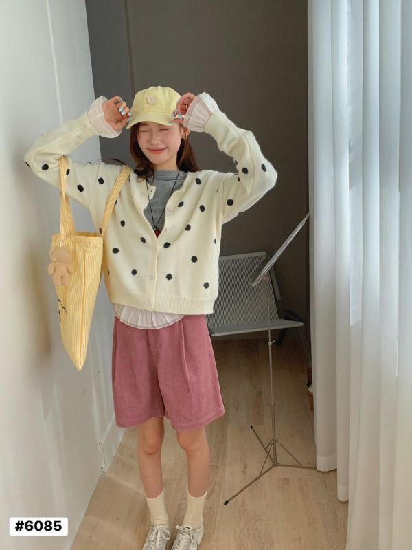 05112209｜秋冬〃6085圓點點針織外套｜F 圓點毛衣, 點點外套, 針織開襟, 針織外套, 秋冬開襟外套, 可愛毛衣, 百搭針織, 奶白毛衣, 藍色針織, 灰色毛衣, 黑色外套, 韓系毛衣