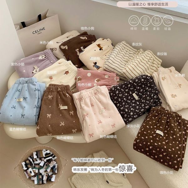 05112502｜冬〃20色暖暖絨睡褲｜F｜251210結單 法蘭絨居家褲

暖暖褲

冬季睡褲

加厚家居褲

寬鬆長褲

仙女美宅家褲

法蘭絨睡褲

家居褲 F 尺碼

女生睡褲

保暖長褲

冬天家居服

可愛家居褲

暖暖法蘭絨

80–145 斤

點點褲

小花褲

KT 貓褲

熊熊圖案褲