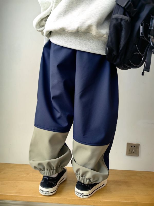 05112701｜CF冬〃CK117兩色加絨拼色褲｜120-175 加絨軟殼褲
軟殼加絨褲
冬季童裝長褲
防風保暖褲
內刷毛褲
男女童冬褲
120 130 140 150 160 170 175
兒童防風褲
機能軟殼褲
寬鬆休閒褲
拼接軟殼褲
秋冬厚褲
保暖長褲
內里加絨不掉毛