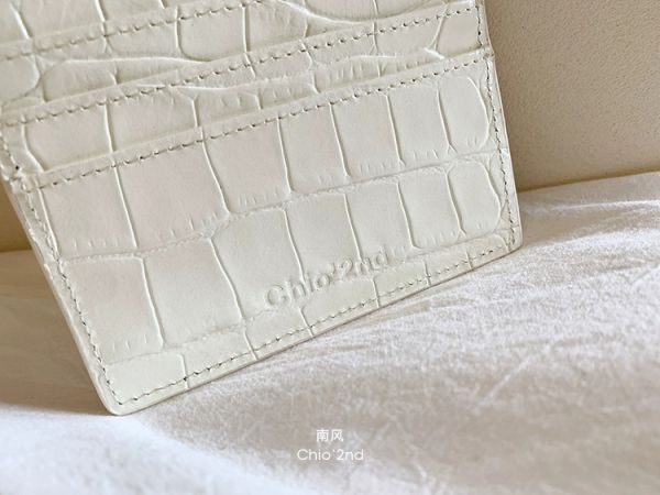 《Chio2nd》真皮壓紋刺繡臘腸狗卡夾 