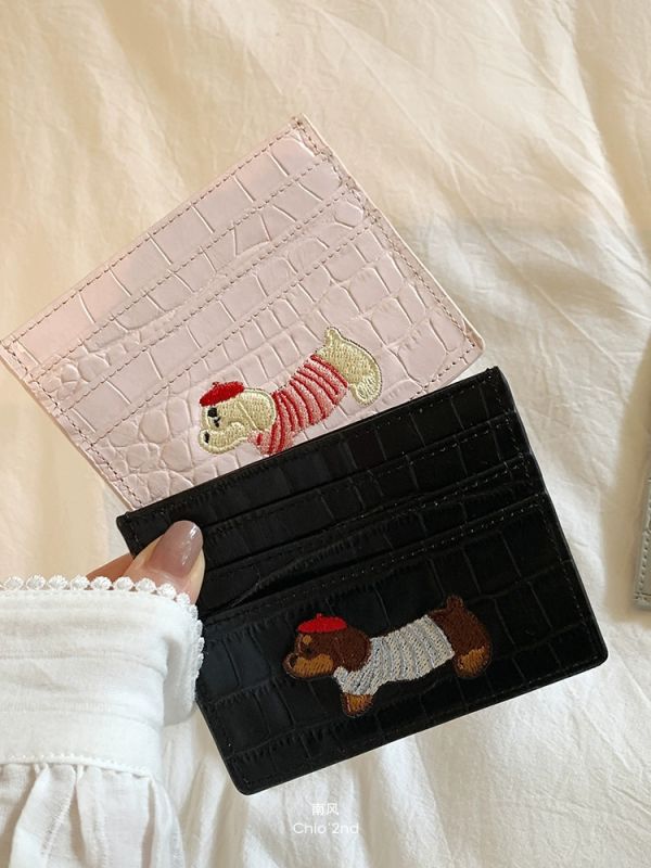 《Chio2nd》真皮壓紋刺繡臘腸狗卡夾 