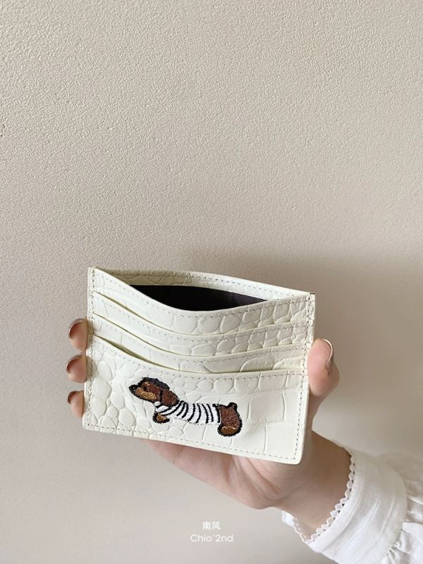 《Chio2nd》真皮壓紋刺繡臘腸狗卡夾 