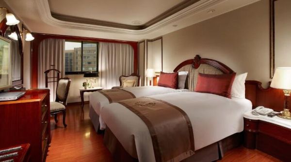 Happiness Hotel walk about 5 mins to Asia Poker Venue Jianguo.3(N) The lowest price about USD$286 