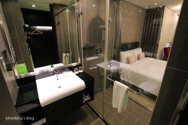 FX Hotel Taipei Nanjing Standard King walk about 8 mins to Asia Poker Arena.3(N)The lowest price about USD$302 