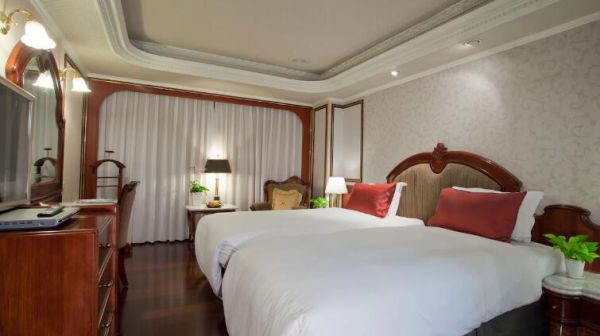 Happiness Hotel walk about 5 mins to Asia Poker Venue Jianguo.3(N) The lowest price about USD$286 