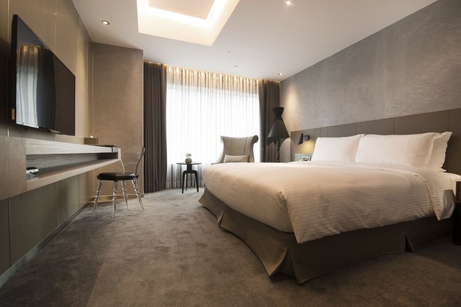 Check Inn NanJing Standard King Bed walk about 6 mins to Asia Poker Venue Jianguo,(3N) The lowest price about USD$312 