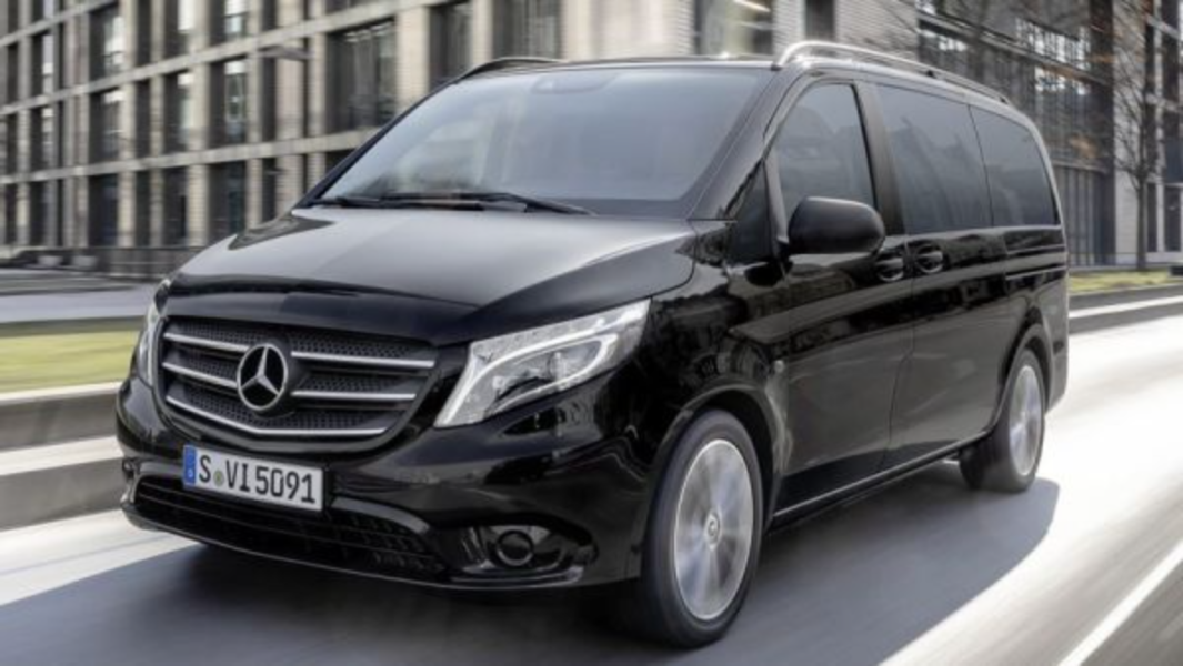 Airport transfer 9seat One-way pick-up from  airport to hotel_The lowest price is about USD$51 