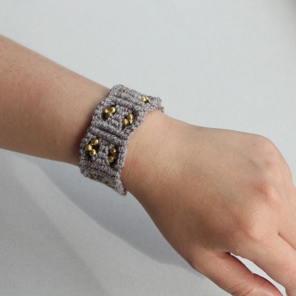 Block-patterned bracelet ブロックパターンブレスレット,マクラメレース,エスニック感