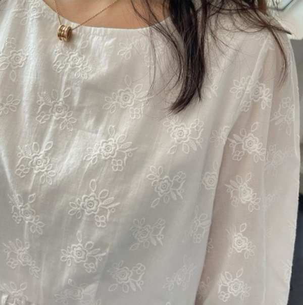 甜美文青花朵刺繡全棉上衣 七分袖,刺繡,上衣
