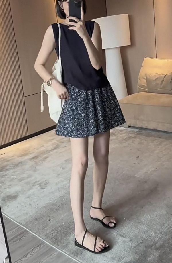 藏青藍碎花鬆緊腰棉質短褲 中大尺碼,短褲