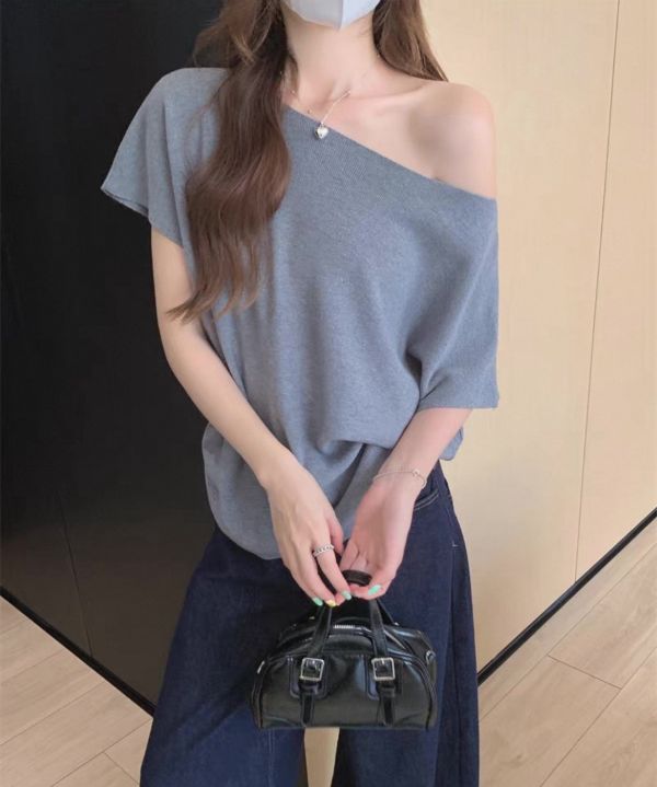 大圓領可斜肩素色寬版針織衫 中大尺碼,寬版,針織衫