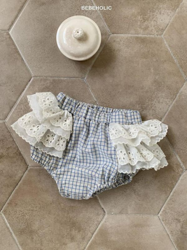 寶寶格紋小翅膀蕾絲包屁褲小短褲 Bebe holic Korea,韓國童裝,韓國Bebe holic,奶茶系寶寶,女寶穿搭