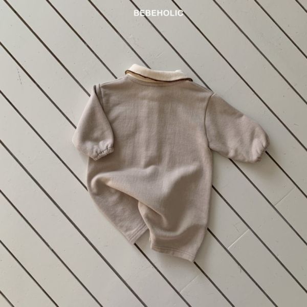 微笑寶寶長袖奶茶系連身爬服 Bebe holic,童裝,男寶穿搭,韓國童裝,桃園童裝,韓系,寶寶衣服推薦,好看寶寶衣服,超好買童裝店,親子裝,彌月禮,寶寶,待產包,爬服