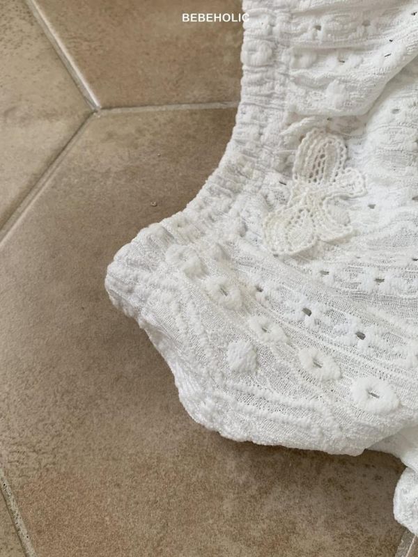 奶油蛋糕蕾絲質感短褲 Bebe holic Korea,韓國童裝,韓國Bebe holic,奶茶系寶寶,女寶穿搭