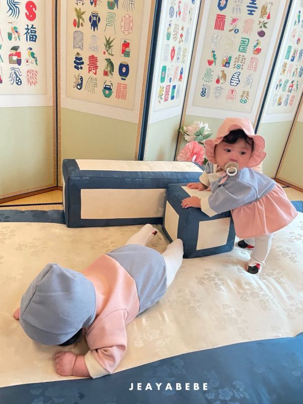 粉嫩嫩韓服套裝（含帽） 