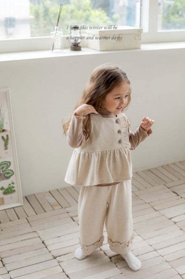 羅紋小荷邊背心 