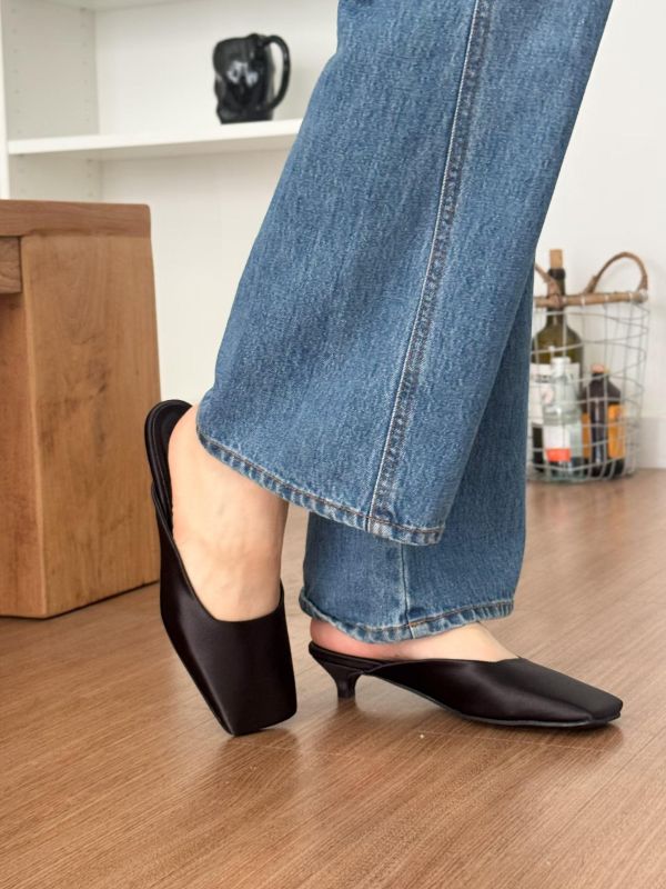 緞面方頭高級感穆勒涼鞋 涼跟拖3cm 