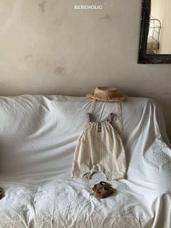度假勝地 寶寶連身吊帶 Bebe holic Korea,韓國童裝,韓國Bebe holic,奶茶系寶寶,女寶穿搭