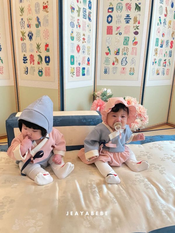 粉嫩嫩韓服套裝（含帽） 