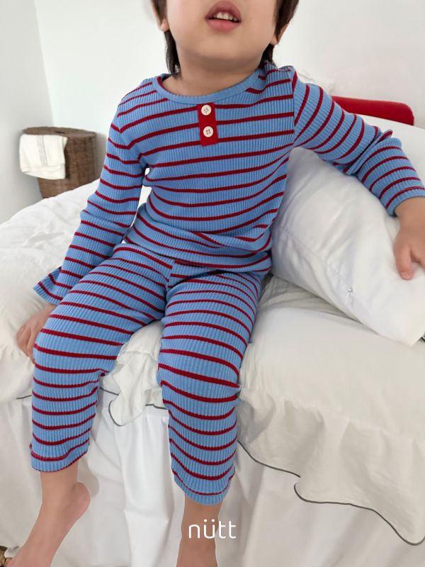 活潑跳色合身條紋居家服 長袖上衣+長褲 