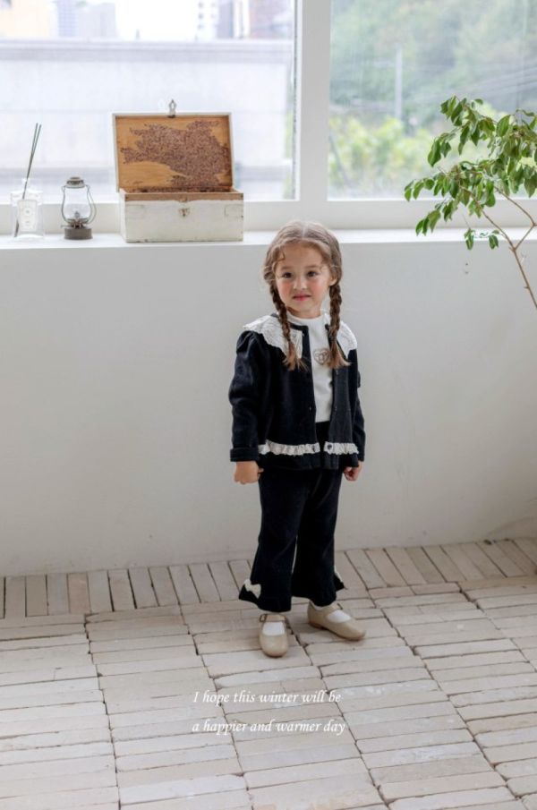 蝴蝶結木耳邊立領長袖上衣 內搭 