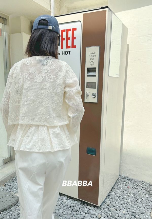 親子系列 象牙色緹花開衫 
