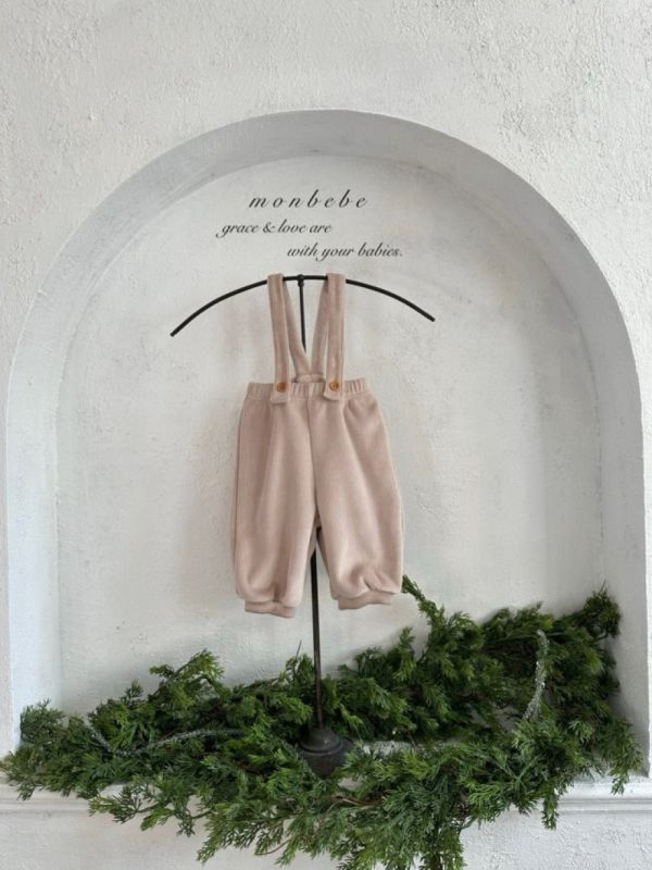 小小探險家細坑條吊帶褲 