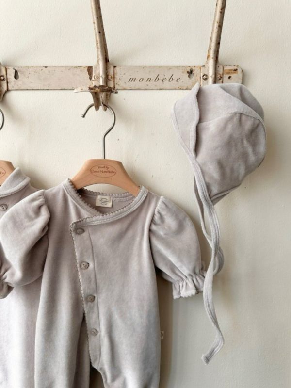 斜襟小牙邊寶寶連身衣 