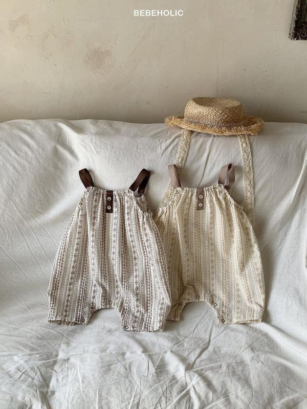 度假勝地 寶寶連身吊帶 Bebe holic Korea,韓國童裝,韓國Bebe holic,奶茶系寶寶,女寶穿搭