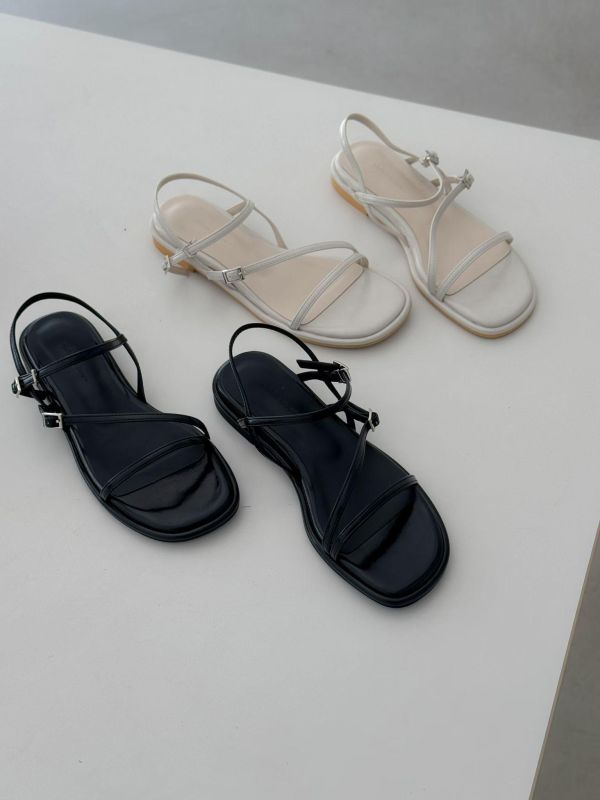 美美春季新款 細帶百搭小氣質涼鞋 