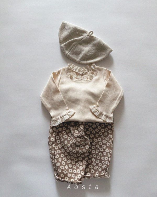 花仙子 小碎花氣質上衣蕾絲領 Aosta,韓國童裝代購,蘿菈衣櫥,Laurababy,韓系童裝,小碎花,Aosta春裝