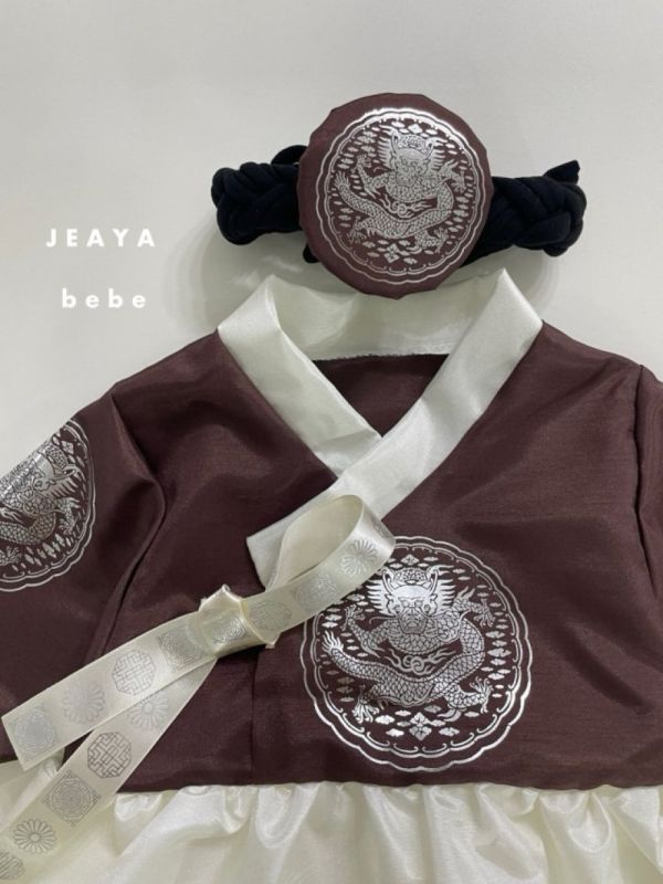 韓服系列 王世子 王世子妃 收涎、週歲、韓服、寶寶穿搭、寶寶韓服代購、變裝、寶寶打扮