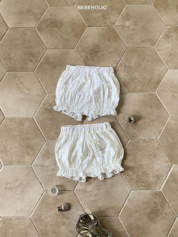 蝴蝶結寶寶溫柔系短褲 Bebe holic Korea,韓國童裝,韓國Bebe holic,奶茶系寶寶,女寶穿搭
