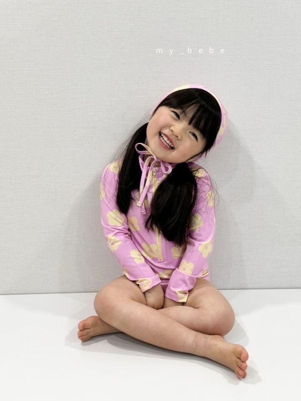 超可愛滿版雲朵花花連身泳衣（附帽） 