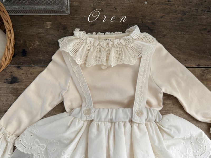 Bebe-純色花邊木耳領長袖上衣 