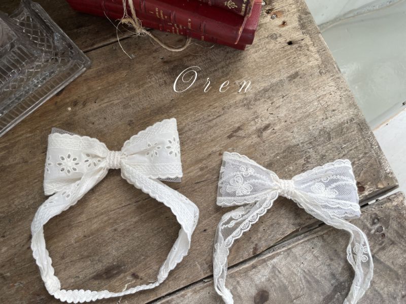 Bebe-小花刺繡蝴蝶結髮帶 