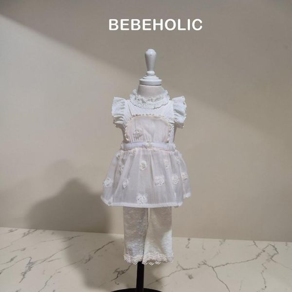 質感寶寶玫瑰圍裙穿搭 Bebe holic Korea,韓國童裝,韓國Bebe holic,奶茶系寶寶,女寶穿搭