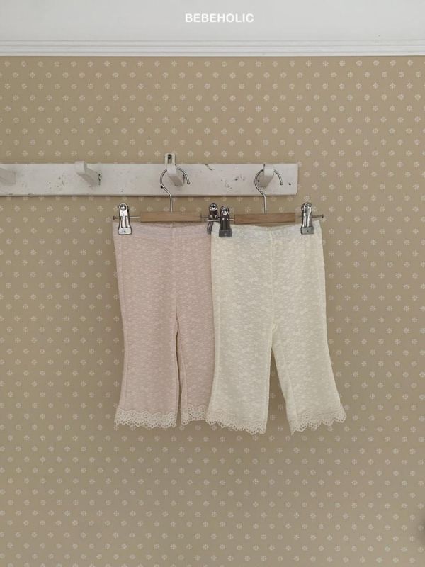 雪莉美美氣質蕾絲褲 Bebe holic Korea,韓國童裝,韓國Bebe holic,奶茶系寶寶,女寶穿搭