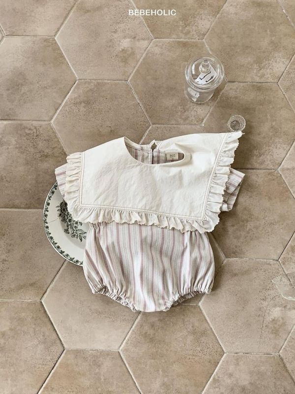 荷葉邊溫柔直紋寶寶連身套裝 Bebe holic Korea,韓國童裝,韓國Bebe holic,奶茶系寶寶,女寶穿搭