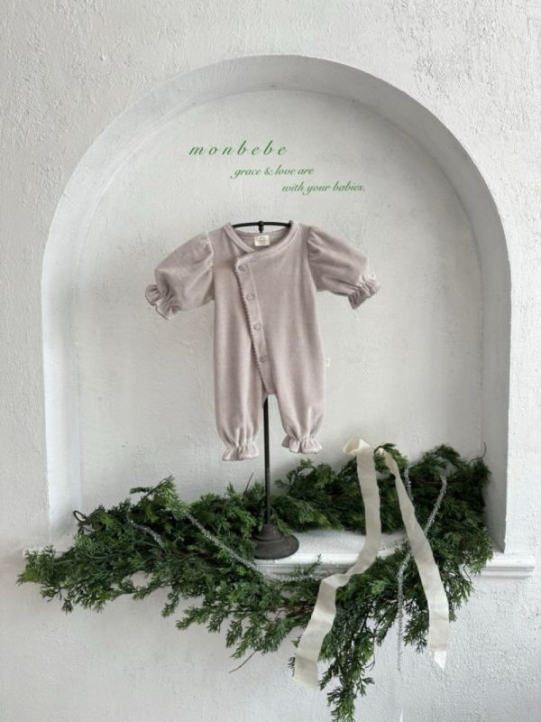 斜襟小牙邊寶寶連身衣 