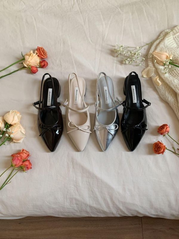 質感漆皮尖頭蝴蝶結低跟鞋 Sketch in love,蘿菈衣櫥代購,韓國女鞋,正韓女鞋