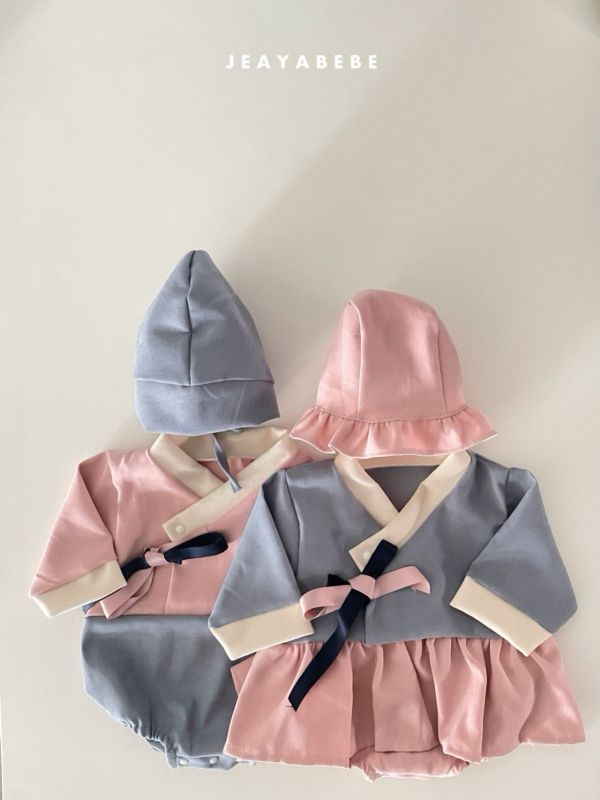 粉嫩嫩韓服套裝（含帽） 