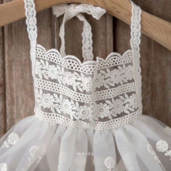 小花蕾絲外罩紗裙 