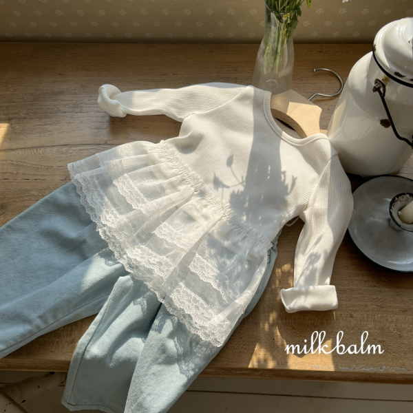 蕾絲層次長袖內搭 正韓童裝好看內搭